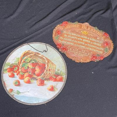 Vintage kitchen wall plaques