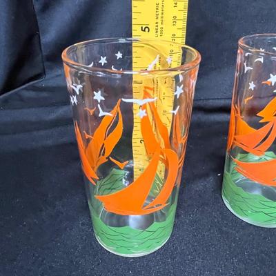 Sailing ships glasses