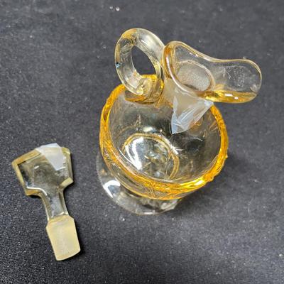 Heisey Empress Cruet