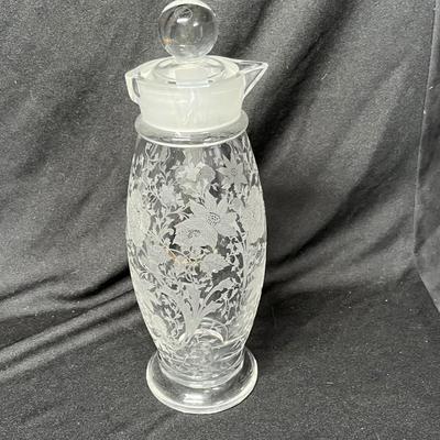 Cambridge Wildflower Double Pour cocktail shaker