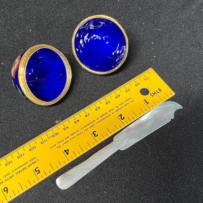 Cloisonne egg & MOP butter knife