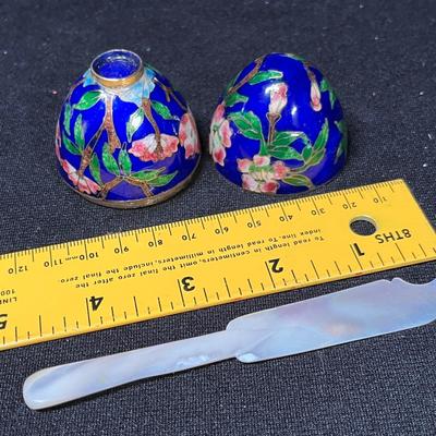 Cloisonne egg & MOP butter knife