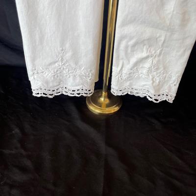 Powder Room Essentials (E-MG)