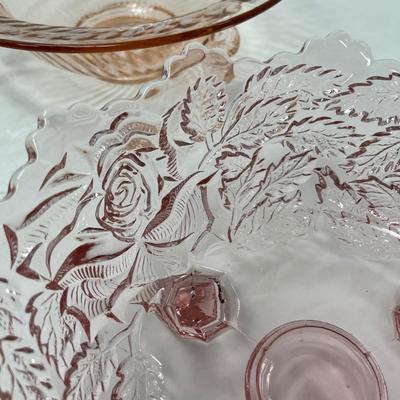 Pink footed bowls