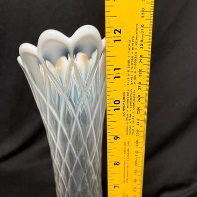 Fish net Opalescent vase