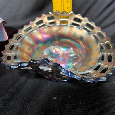 Carnival glass small bowls