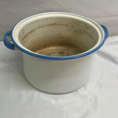 Vintage Enamel Cookware and More (BS-MK)