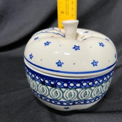 Polish pottery Apple baker