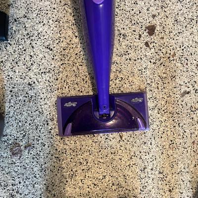Simplicity Canister Vacuum & Swiffer (G-MG)