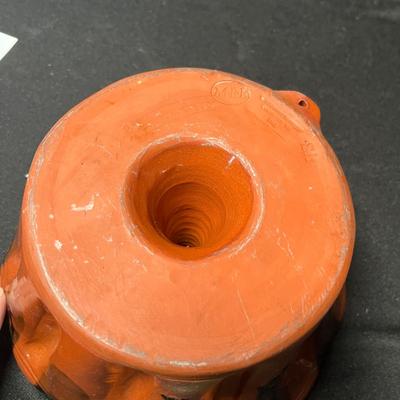 Red ware bundt pan