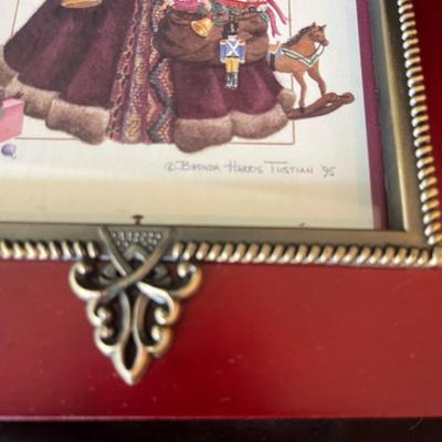 Holiday Decor (G-MG)