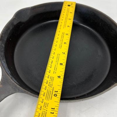 #8 skillet made in USA