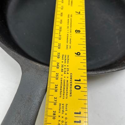 USA #7 skillet