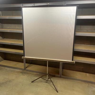 Kodak Carousel Projector 4600 & Da-Lite Screen (BS-MK)