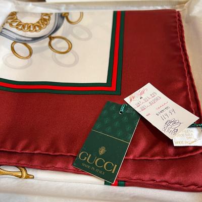 NWT Gucci Silk 34” Square Scarf