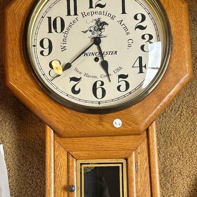 Winchester – Large Quartz Hanging Wall Clock