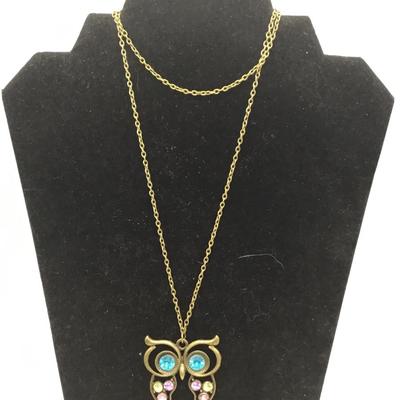 Owl colored gems pedant necklace