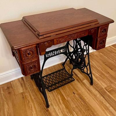 Vintage singer sewing machine table