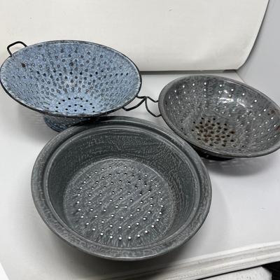 Graniteware collanders