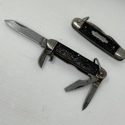 2 Vintage pocket knives
