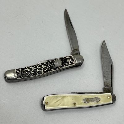 Lot of 2 pocket knives