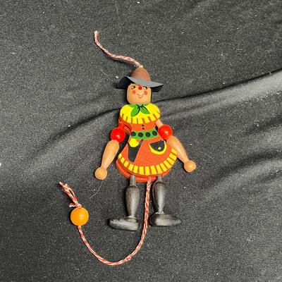 Western Cowgirl pull toy