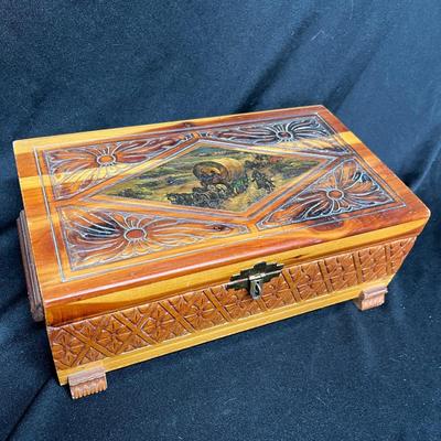 Pressed wood jewelry box