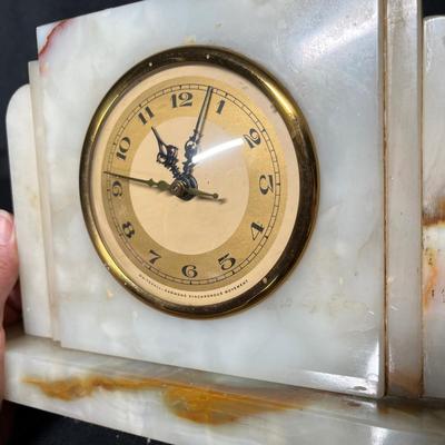 Marble electric mantle clock
