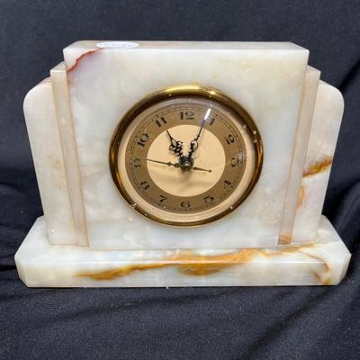 Marble electric mantle clock