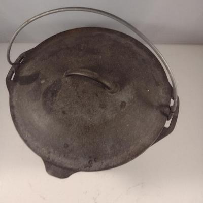 Lodge Cast Iron Covered Dutch Oven- Approx 10 1/2" in Diameter, 4" Deep