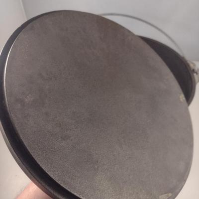 Lodge # 10 Campfire Three Leg Cast Iron Dutch Oven and Lid