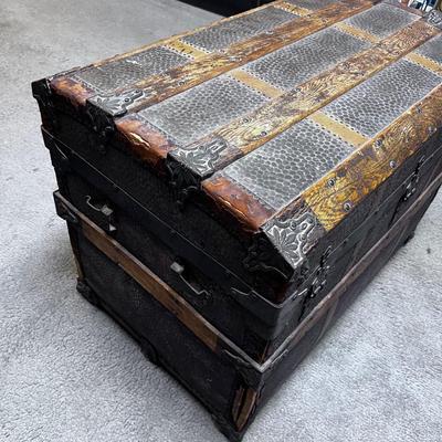 Antique Steamer Trunk 