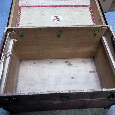 Antique Steamer Trunk 