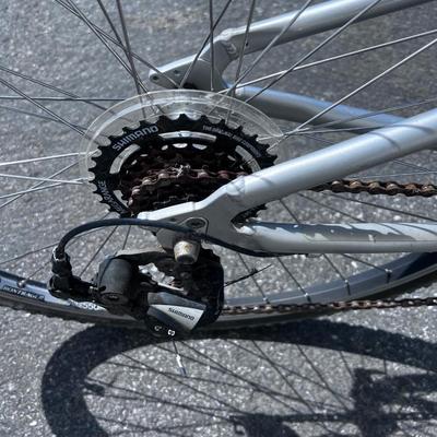 TREK 7000 13.5” 21 Speed Beach Cruiser Bicycle