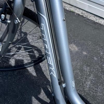 TREK 7000 13.5” 21 Speed Beach Cruiser Bicycle