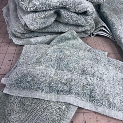 Turquoise Towel Set 2 Bath, 2 Wash, 2 Hand