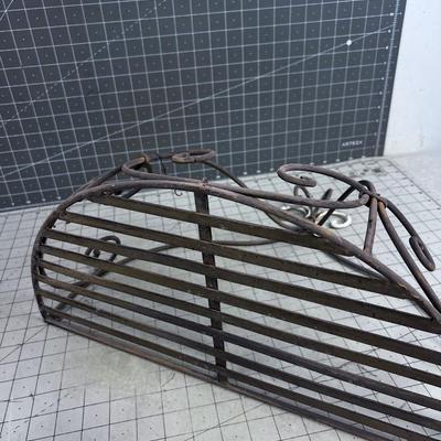 Wire Wall Sconce