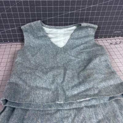 VINTAGE Outfit: Skirt & Vest Blue Herringbone Size 23" Waist