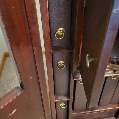 Antique Victor Victrola Talking Machine VTLA 5170 Stocked With Records