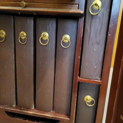 Antique Victor Victrola Talking Machine VTLA 5170 Stocked With Records