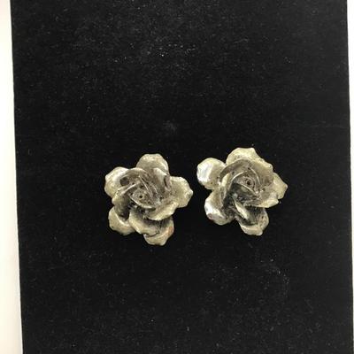 Vintage Judy Lee Silver toned Rose clip on earings