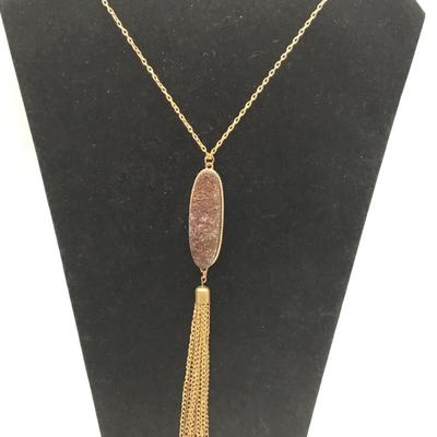 Long tassel necklace with stone