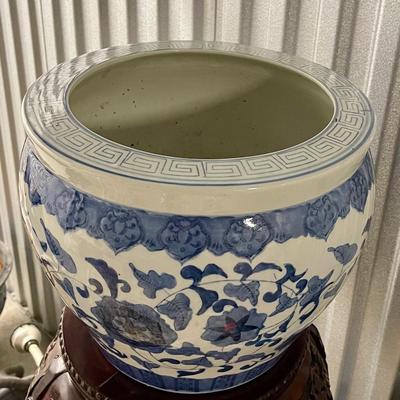 Large blue and white planter pot