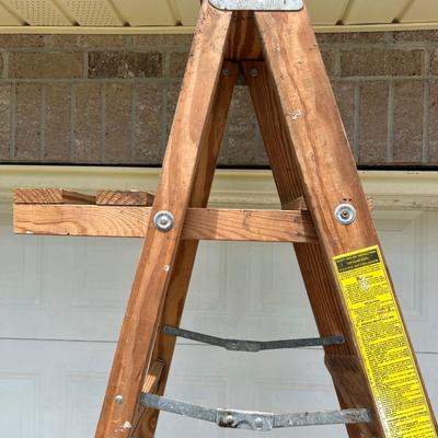 KELLER 8ft Wooden Ladder
