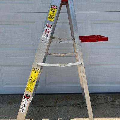 DAVIDSON 4ft Aluminum Step Ladder