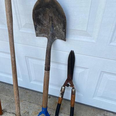Outdoor Hand Tools - Lot of 8