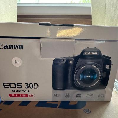 Canon E0s 30D Digital Camera
