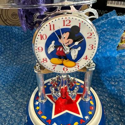VINTAGE Disney Mickey Mouse 75th Anniversary Domed Clock 9