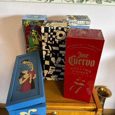 Lot of Tequilla boxes (NO alcohol inside of boxes)