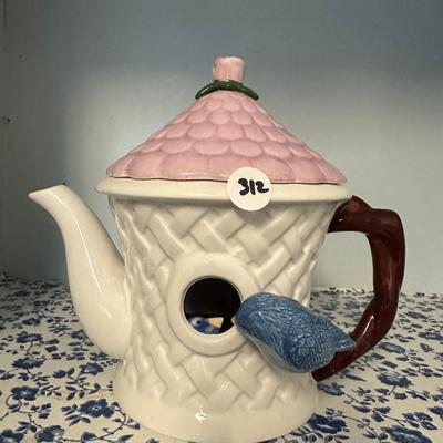 Teleflora Teapot Bluebirds at birdhouse Teapot Figural Vintage. Whit and blue